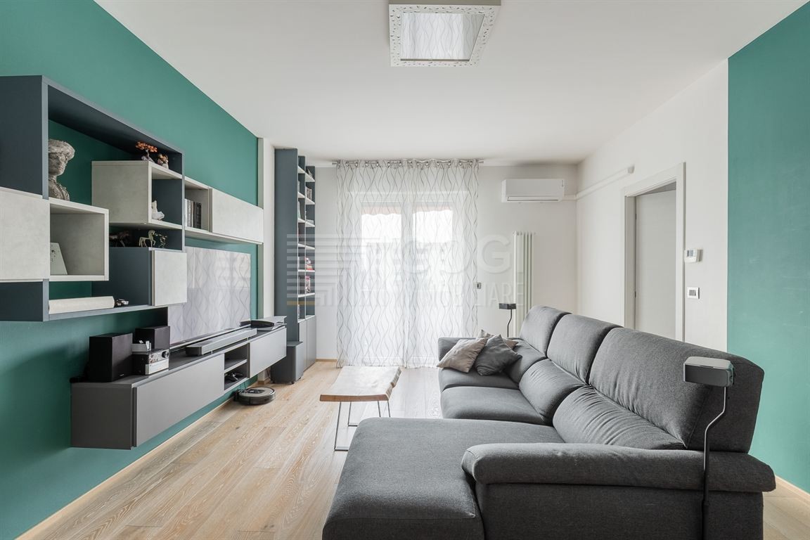 IMOLA - QUADRILOCALE RISTRUTTURATO A NUOVO