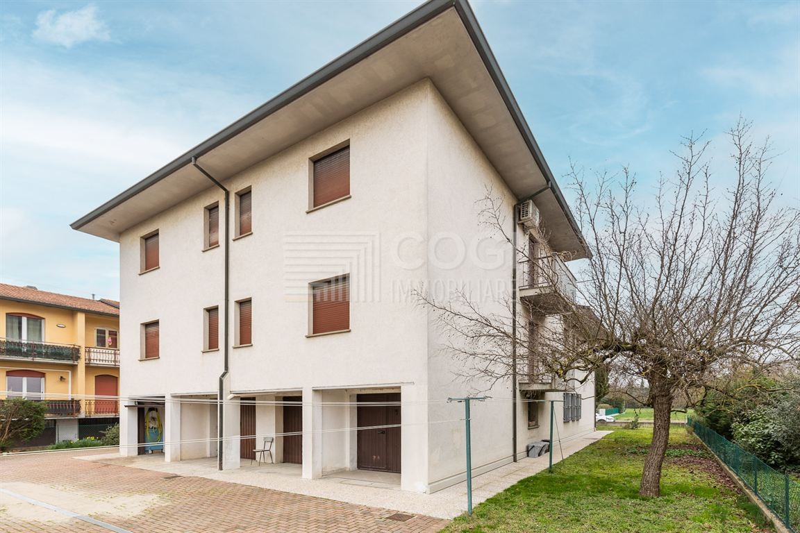 Luminoso appartamento con garage in zona comoda ai servizi di Lugo