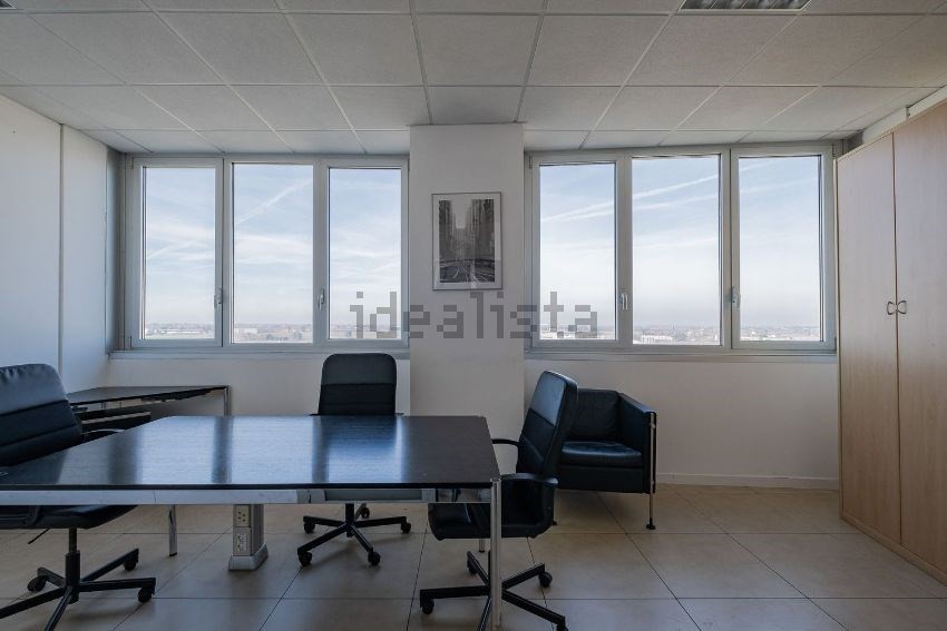 Ufficio di ampia metratura in Torre Lasie, Imola