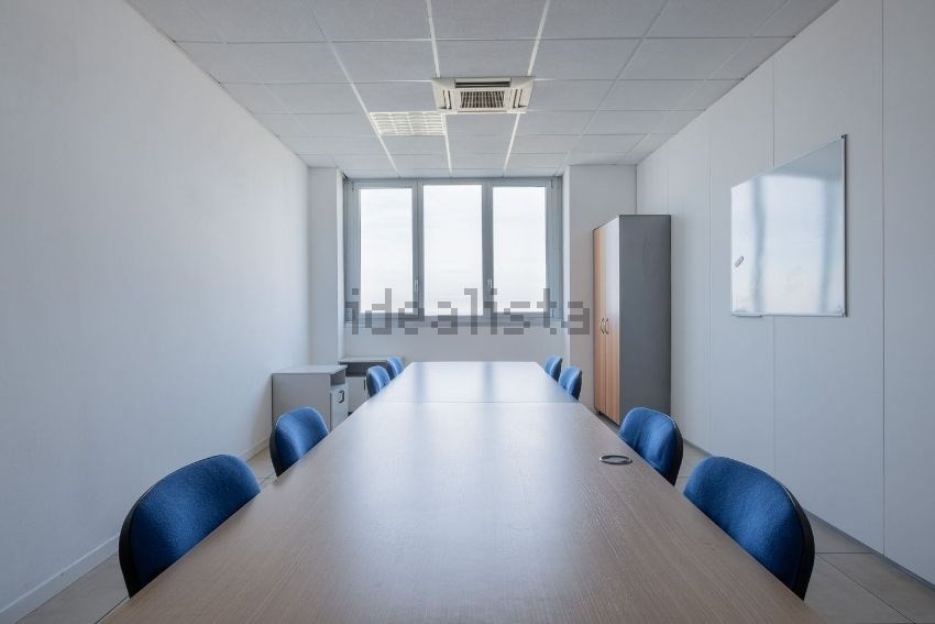 Ufficio di ampia metratura in Torre Lasie, Imola