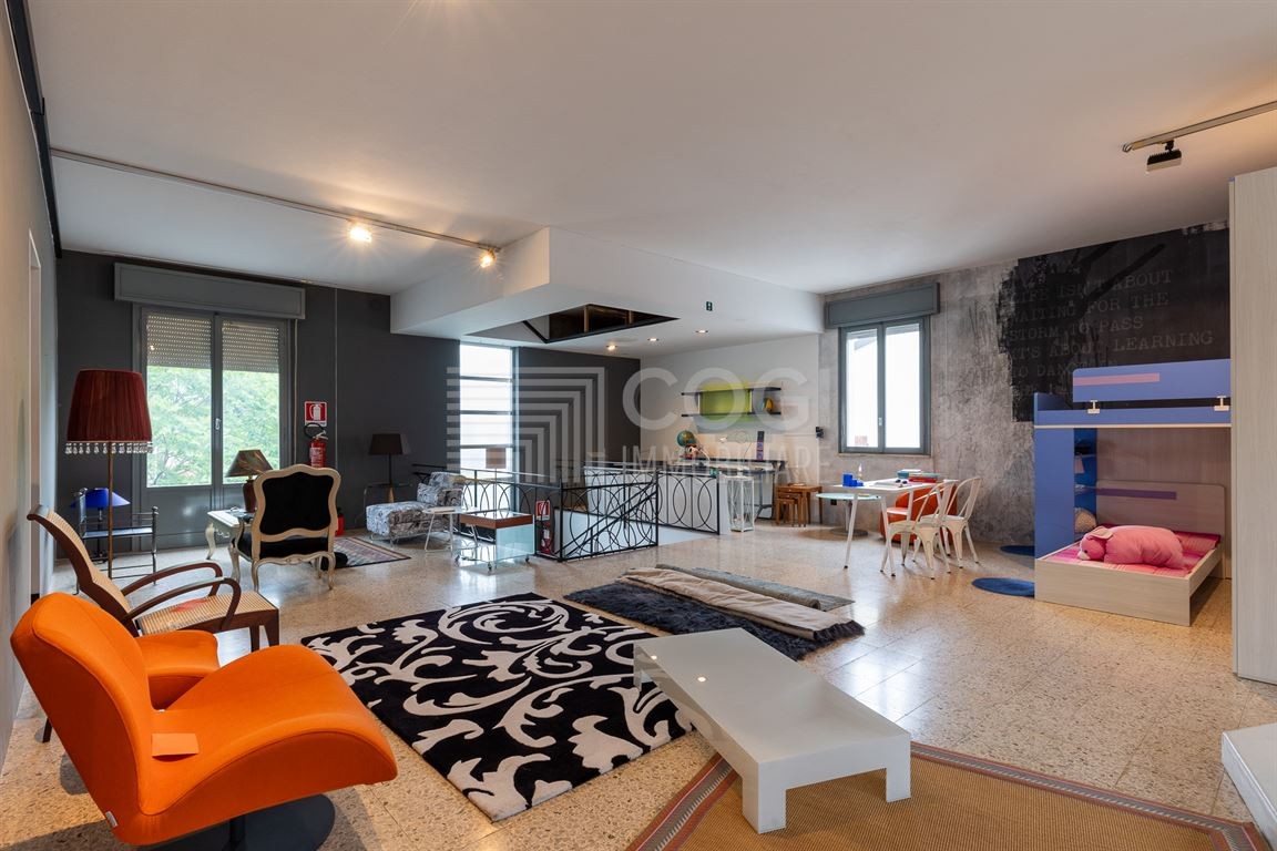 Investimento esclusivo in centro storico: spazio, visibilità e trasformazione